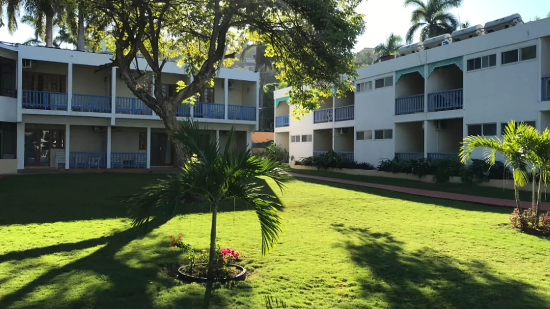 Toby'S Resort Montego Bay Hotel